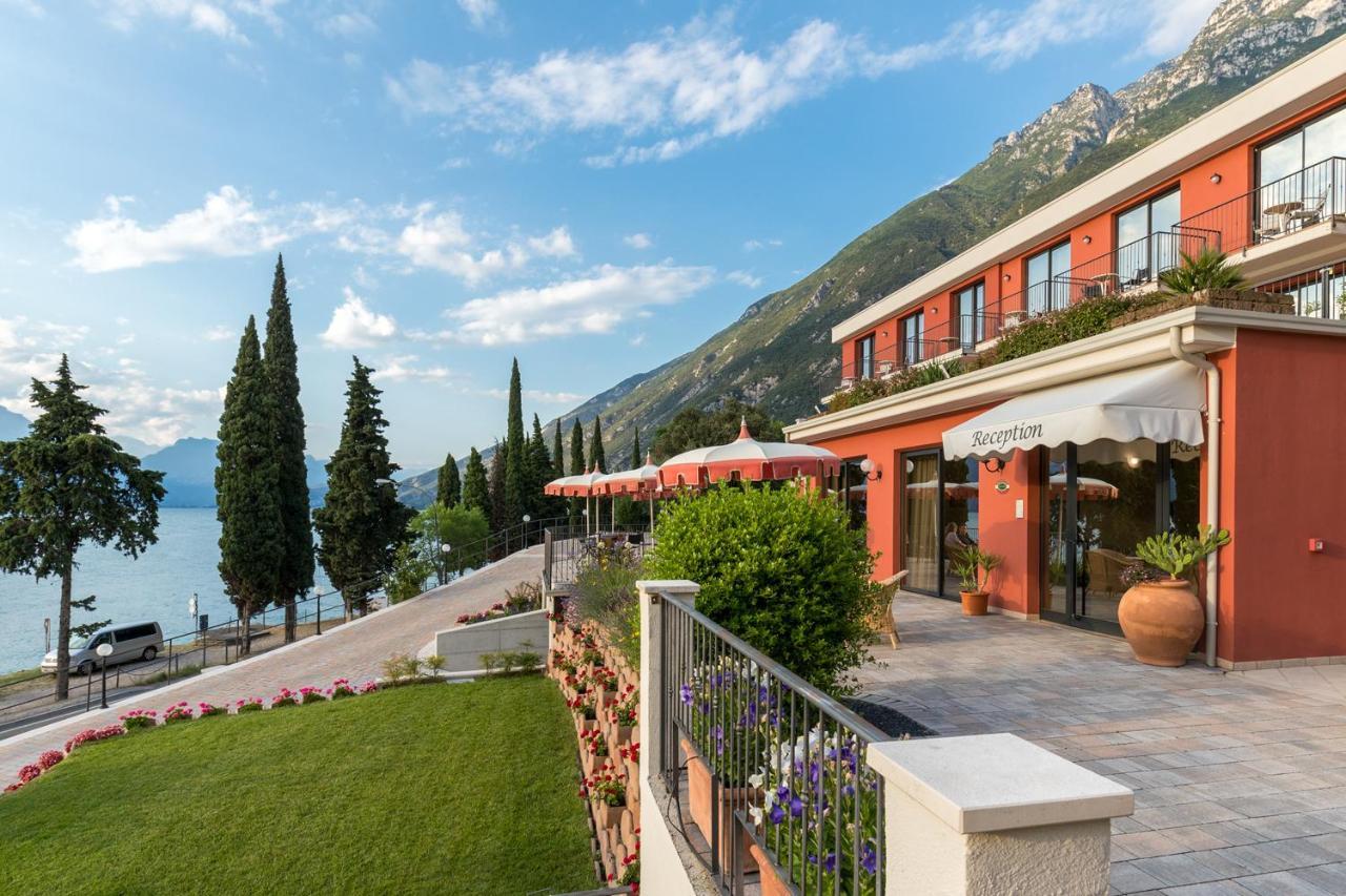 Hotel Oasi Beach Malcesine Exterior foto